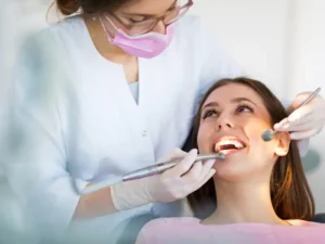 A Importância da Profilaxia na Saúde Bucal: Dicas para um Sorriso Brilhante