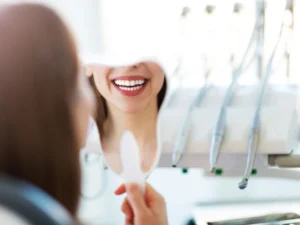 Odontologia Estética: Transformando Sorrisos com Tecnologia e Arte